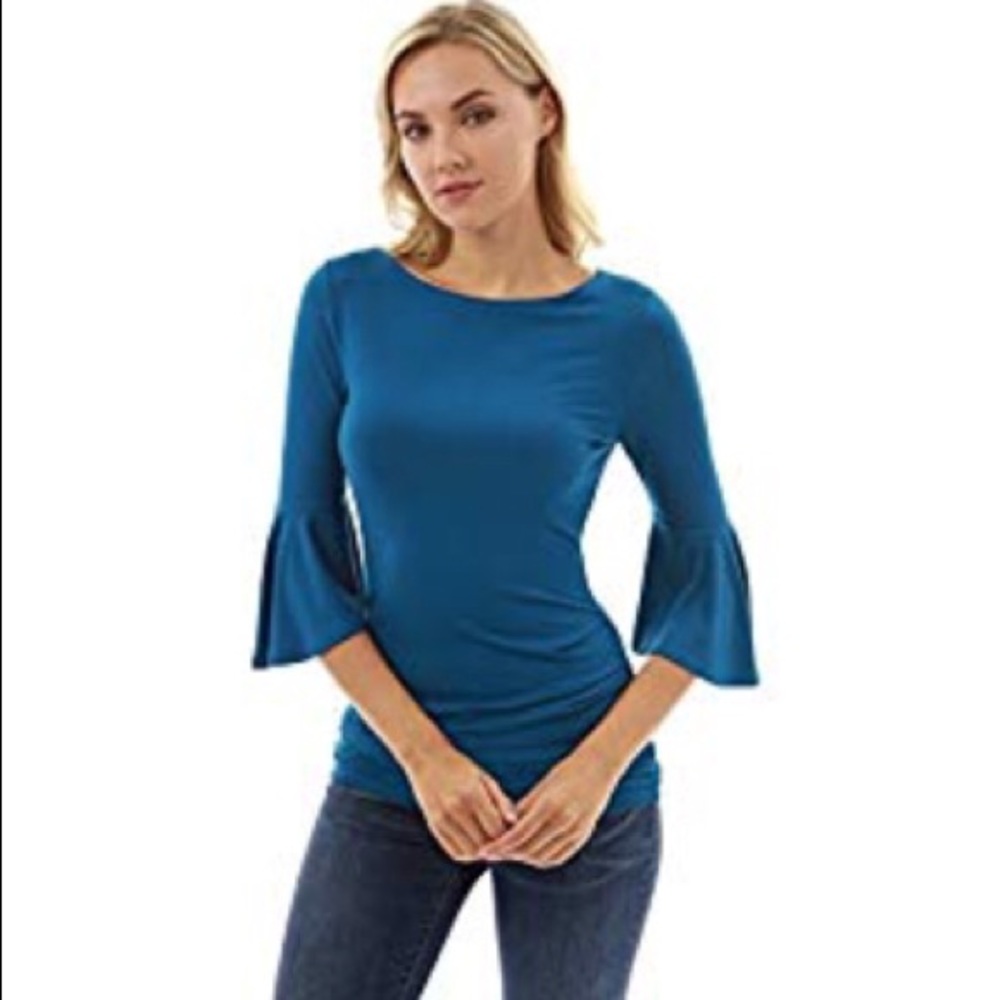 Beautiful blue bell-sleeved top